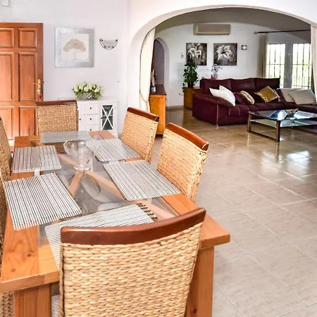 Ferienhaus Holiday Paradiso *